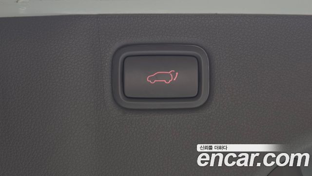 Kia Canival 2015 — photo 19