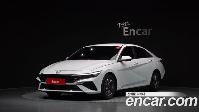 Hyundai AVANTE 2024 — photo 1