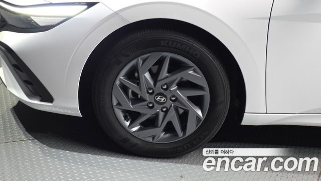 Hyundai AVANTE 2024 — photo 5