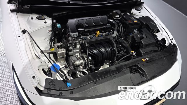 Hyundai AVANTE 2024 — photo 6