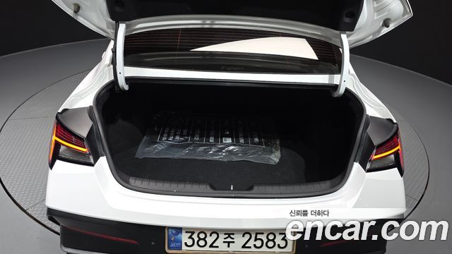 Hyundai AVANTE 2024 — photo 26