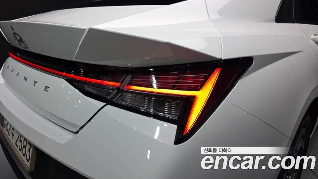 Hyundai AVANTE 2024 — photo 9