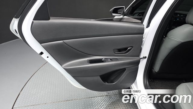 Hyundai AVANTE 2024 — photo 15