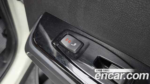 KG Mobility Torres 2023 — photo 30