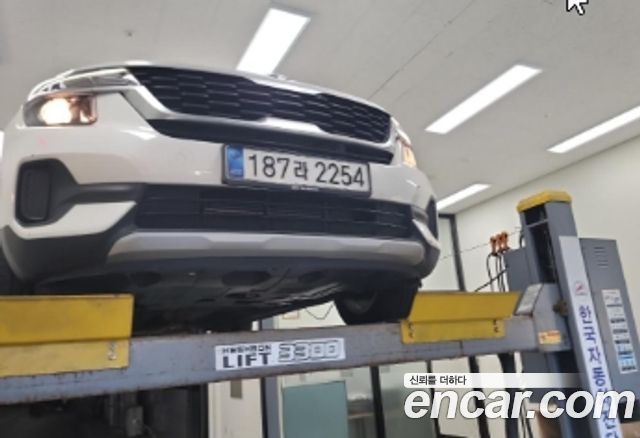 Kia Seltos 2022 — photo 1
