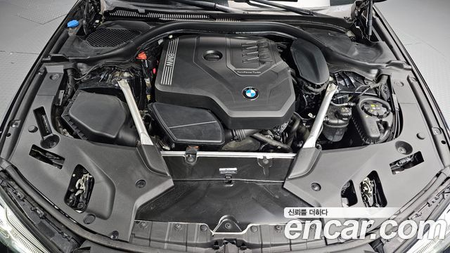 BMW 5-Series 2023 — photo 6