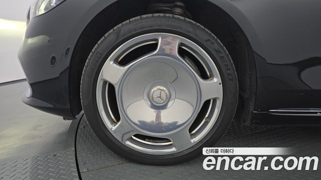 Mercedes-Benz S-Class 2024 — photo 5