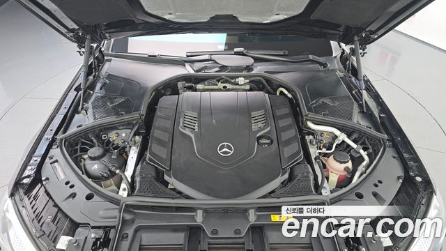 Mercedes-Benz S-Class 2024 — photo 6