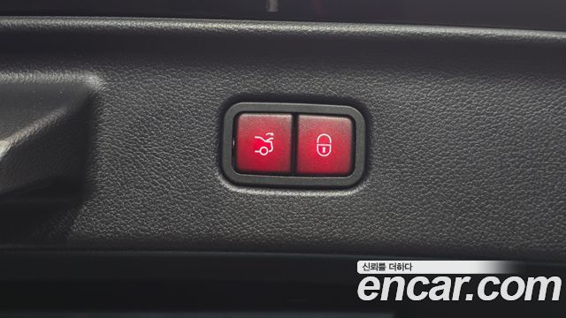 Mercedes-Benz S-Class 2024 — photo 23