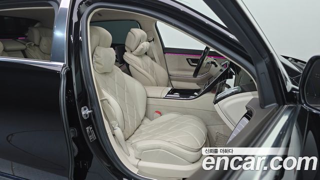 Mercedes-Benz S-Class 2024 — photo 16