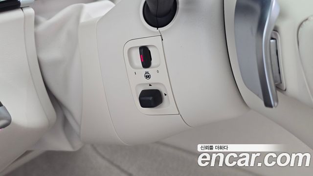 Mercedes-Benz S-Class 2024 — photo 27