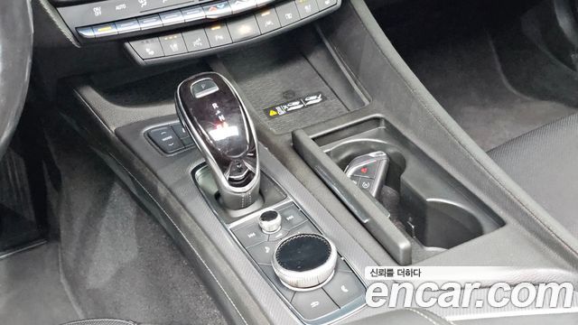 Cadillac CT5 2022 — photo 9