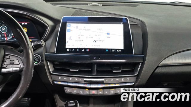 Cadillac CT5 2022 — photo 13
