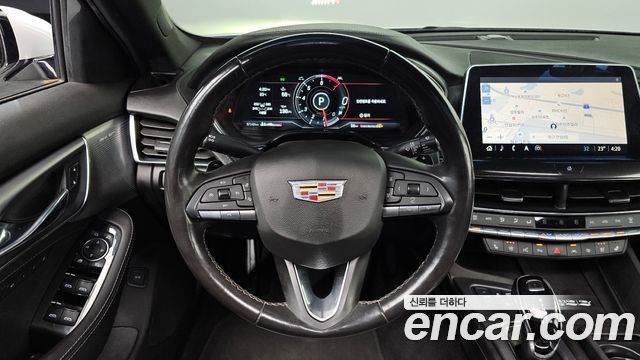 Cadillac CT5 2022 — photo 14