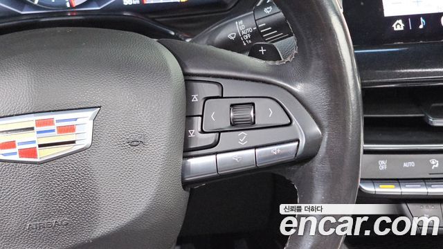 Cadillac CT5 2022 — photo 17