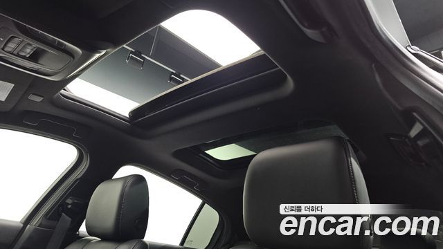 Cadillac CT5 2022 — photo 18