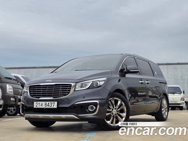 Kia Canival 2018 — photo 1
