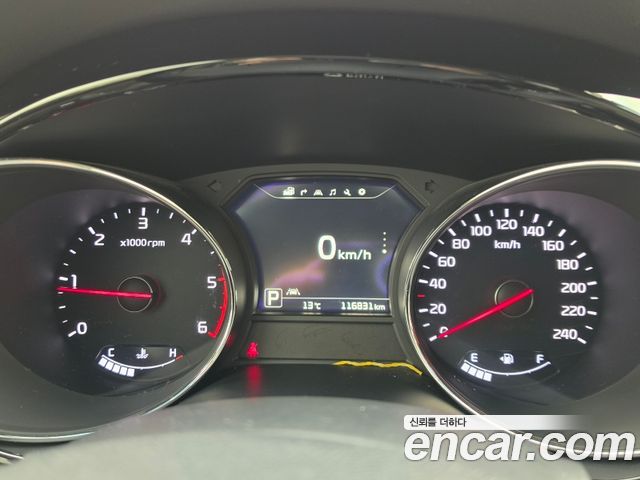 Kia Canival 2018 — photo 8