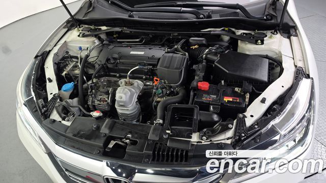 Honda Accord 2017 — photo 6