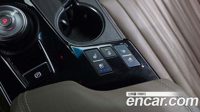 Kia K8 2023 — photo 26
