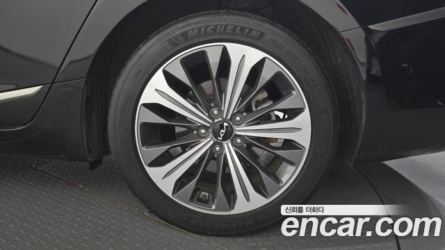 Kia K8 2023 — photo 7
