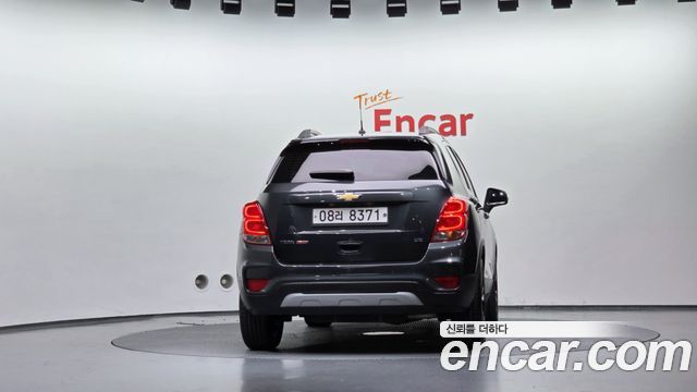 Chevrolet Korea Trax 2017 — photo 4