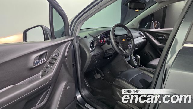Chevrolet Korea Trax 2017 — photo 13
