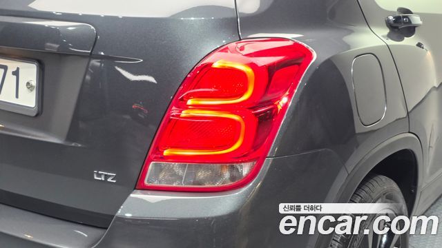 Chevrolet Korea Trax 2017 — photo 9