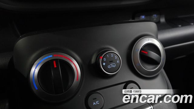 Hyundai Casper 2023 — photo 30