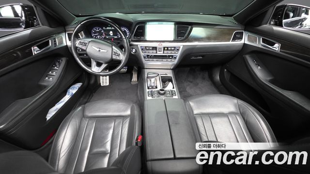 Genesis G80 2018 — photo 10