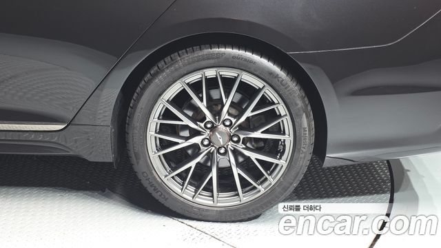 Genesis G80 2018 — photo 7