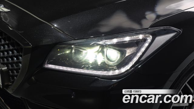 Genesis G80 2018 — photo 8