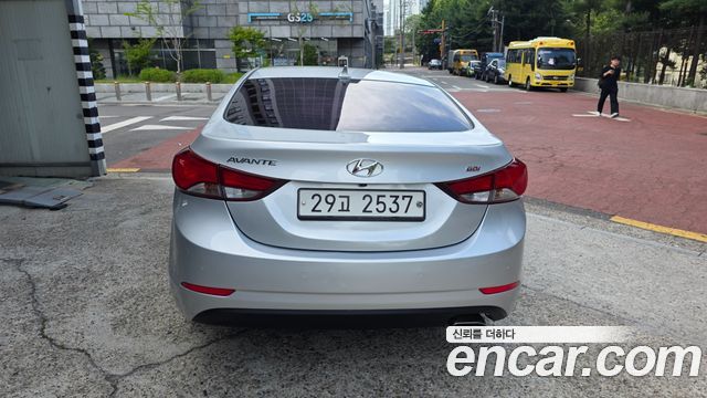 Hyundai AVANTE 2015 — photo 4