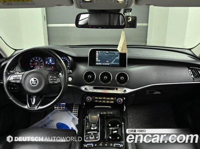 Kia Stinger 2018 — photo 7