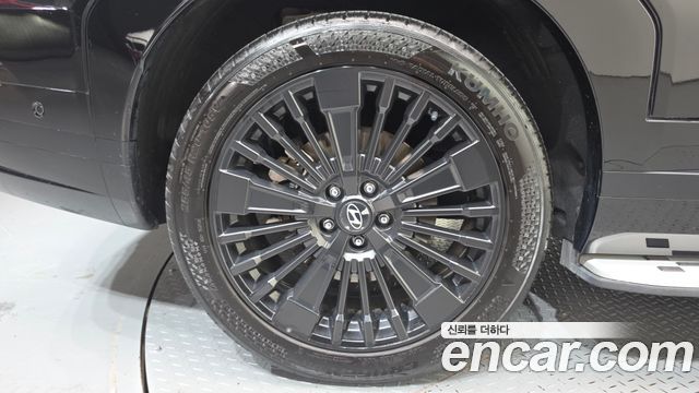 Hyundai Santafe 2025 — photo 5