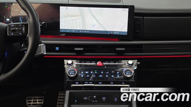 Hyundai Santafe 2025 — photo 16