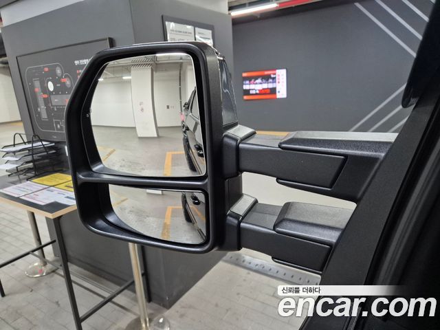 Ford F150 2019 — photo 35