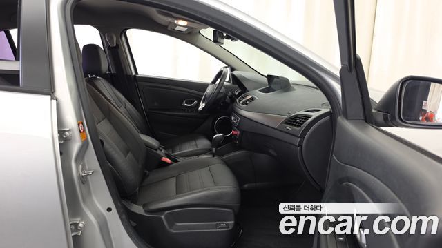 Renault Korea SM3 2018 — photo 17