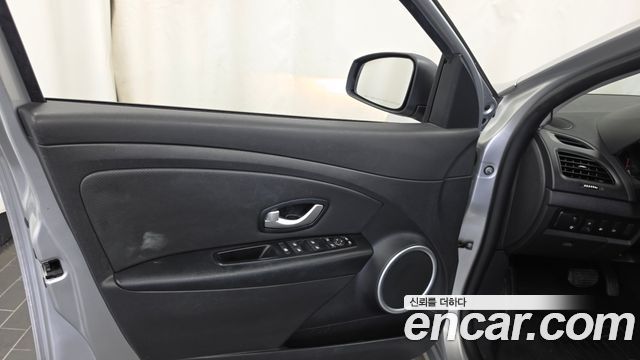 Renault Korea SM3 2018 — photo 14