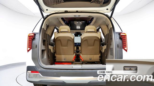 Kia Canival 2025 — photo 11