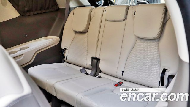 Kia Canival 2025 — photo 16