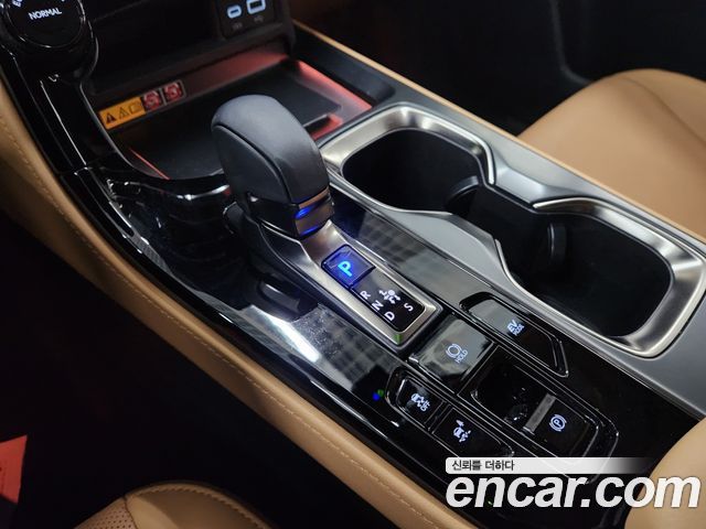 Lexus NX 2025 — photo 9