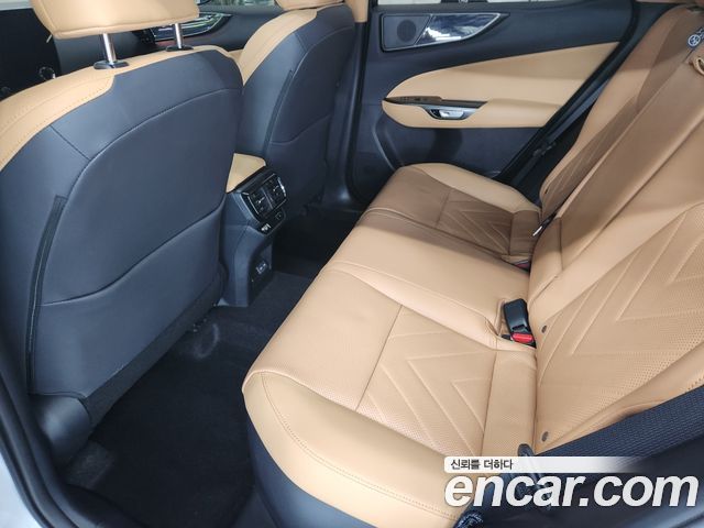 Lexus NX 2025 — photo 11