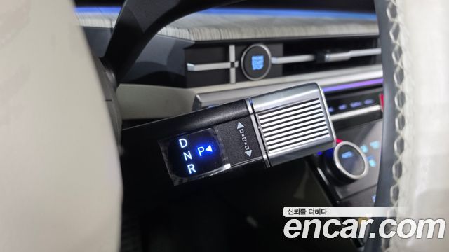Hyundai Santafe 2025 — photo 12
