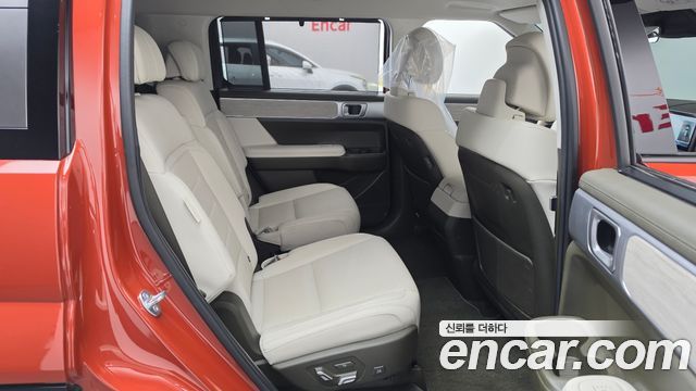 Hyundai Santafe 2025 — photo 17
