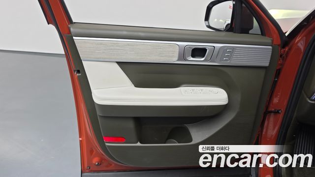 Hyundai Santafe 2025 — photo 14