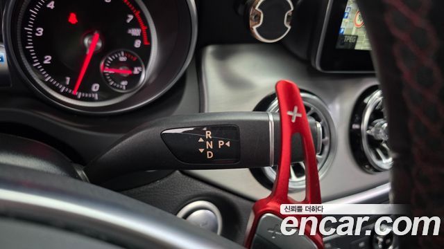 Mercedes-Benz CLA-Class 2017 — photo 9