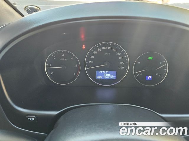 Hyundai Starex 2018 — photo 14