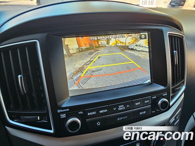 Hyundai Starex 2018 — photo 18