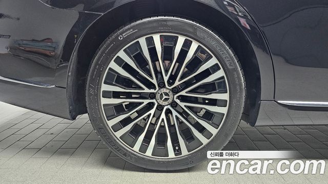 Mercedes-Benz S-Class 2022 — photo 5